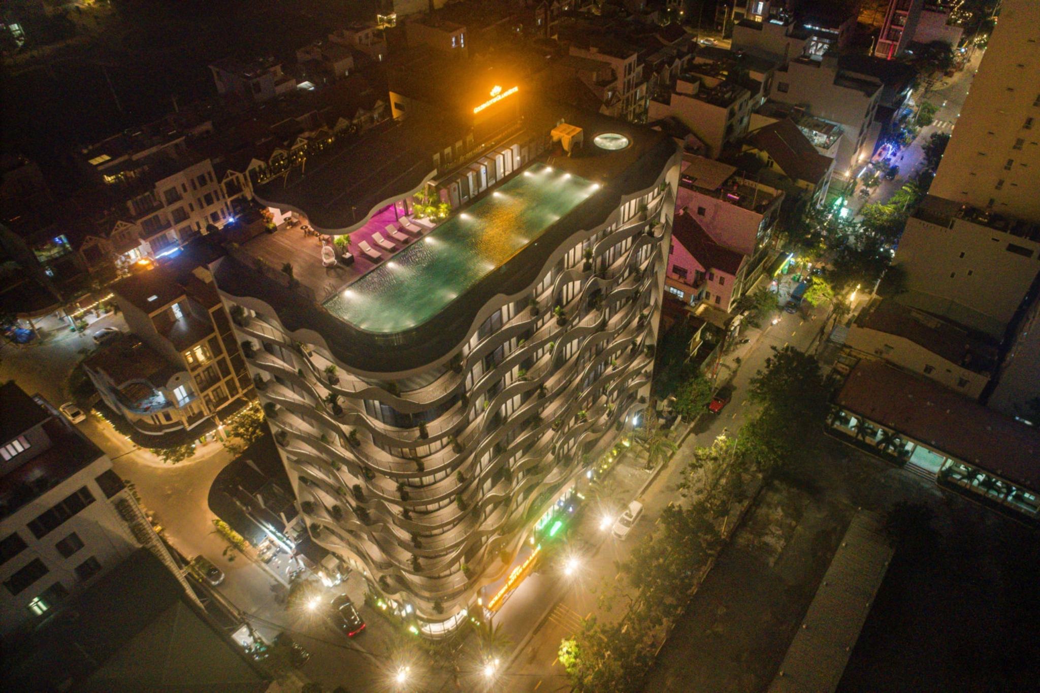 Review Golden Lotus Grand Hotel Lối thiết kế hiện đại đẳng cấp, xứng